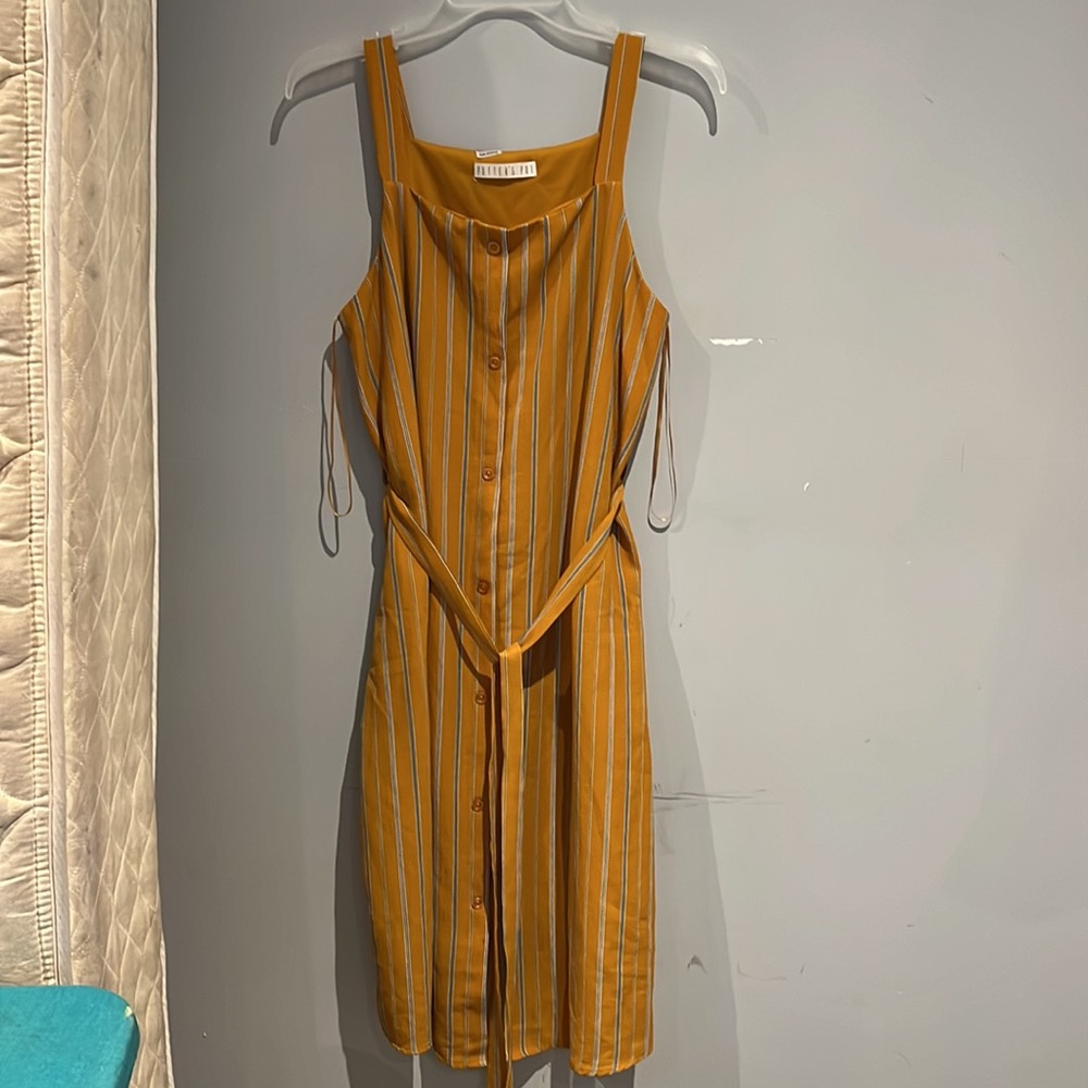 Potter’s pot yellow midi dress. US 8.